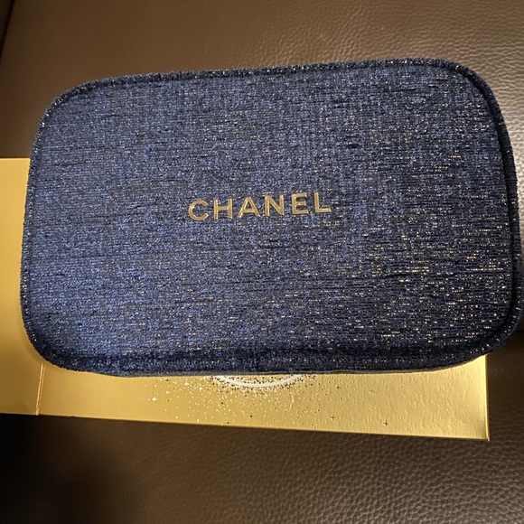 Chanel make up bag brand new - Picture 5 of 5